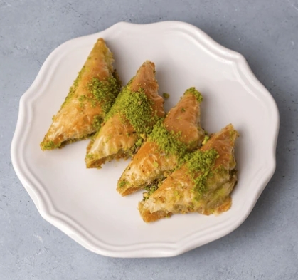 Taze Fırınlanmış 1000 Gr Fıstıklı Şöbiyet Siirt pasta