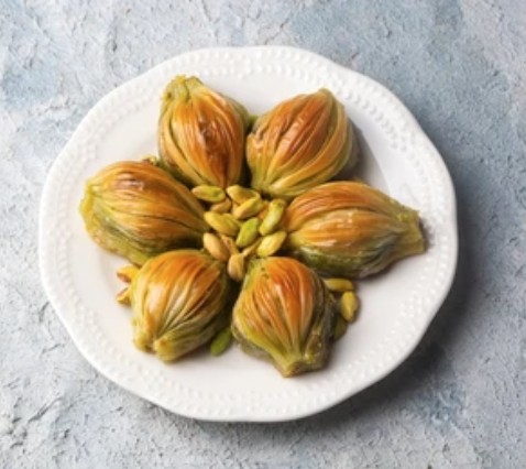 Usta Ellerden 1000 Gr Midye Baklava Siirt pasta